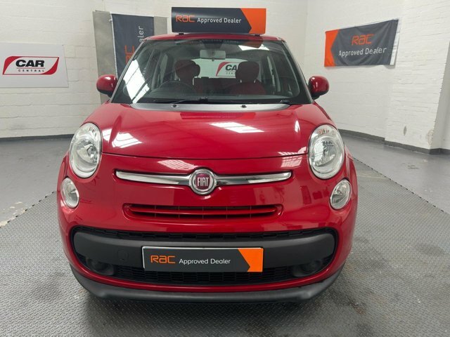 Fiat 500L Lounge Red #2
