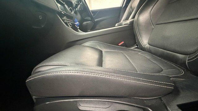 Jaguar XE 2.0 R-sport 178 Bhp Red #19