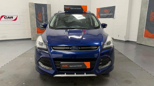 Ford Kuga 2015 2.0 Tdci Titanium Suv 2Wd E White #2