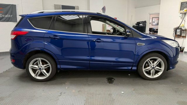 Ford Kuga 2015 2.0 Tdci Titanium Suv 2Wd E White #7