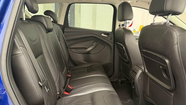Ford Kuga 2015 2.0 Tdci Titanium Suv 2Wd E White #24