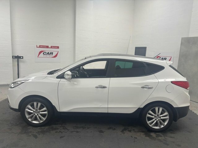 Hyundai Ix35 2.0 Crdi Premium Suv 4Wd Euro 5 White #3