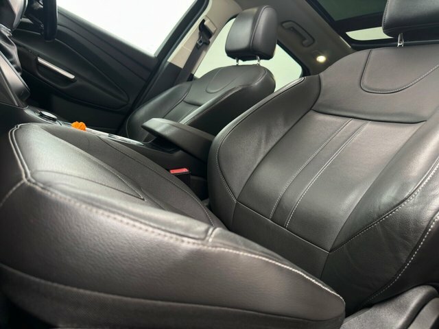 Ford Kuga 2.0 Tdci Titanium 2Wd Euro 5 White #32