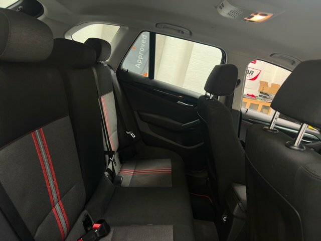 BMW X1 2.0 18D Se Sdrive Euro 5 Ss White #24