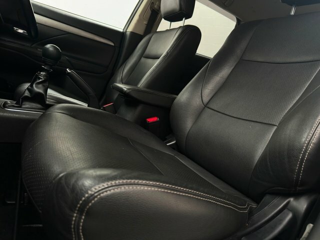 Mitsubishi Outlander 2.2 Di-d Gx4 4Wd Euro 5 Ss Black #31