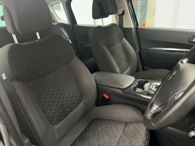 Peugeot 3008 Hdi Active White #17