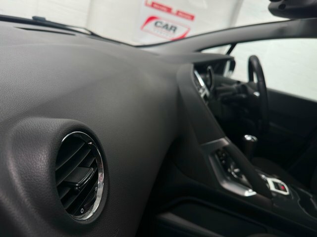 Peugeot 3008 Hdi Active White #33