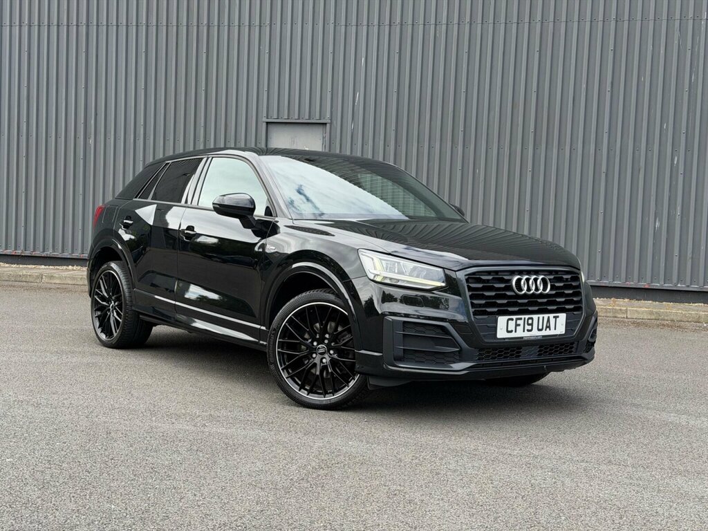 Audi Q2 1.5 Tfsi Cod 35 Black Edition Euro 6 Ss CF19UAT Black #2