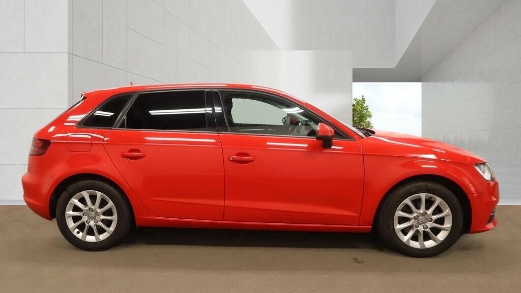 Audi A3 1.2 Tfsi 110 Sport #5