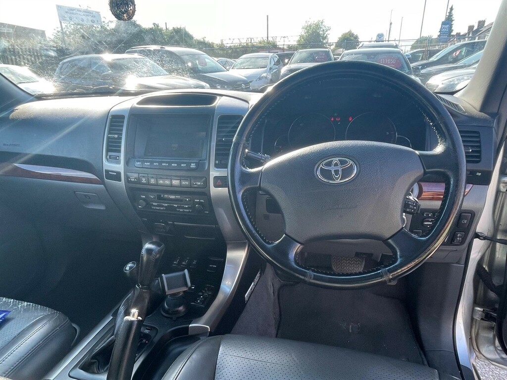 Toyota Land Cruiser Invincible D-4d 8 Str Black #9