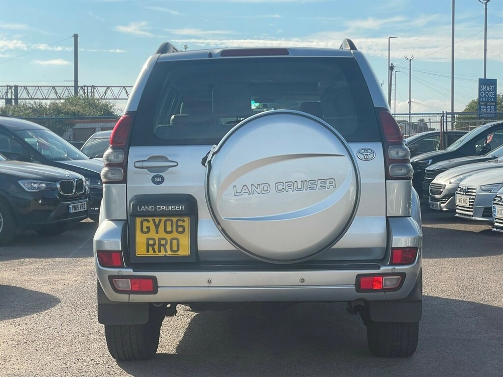 Toyota Land Cruiser 3.0 D-4d Lc5 #6