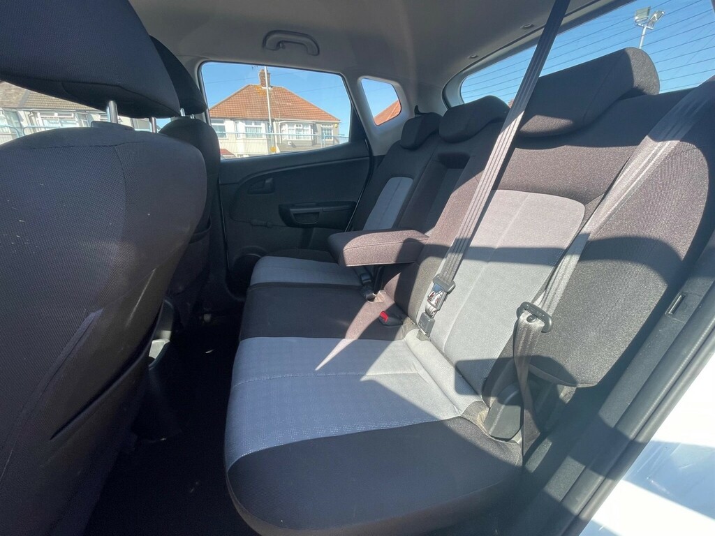 Kia Venga 1.6 3 Mpv  #14