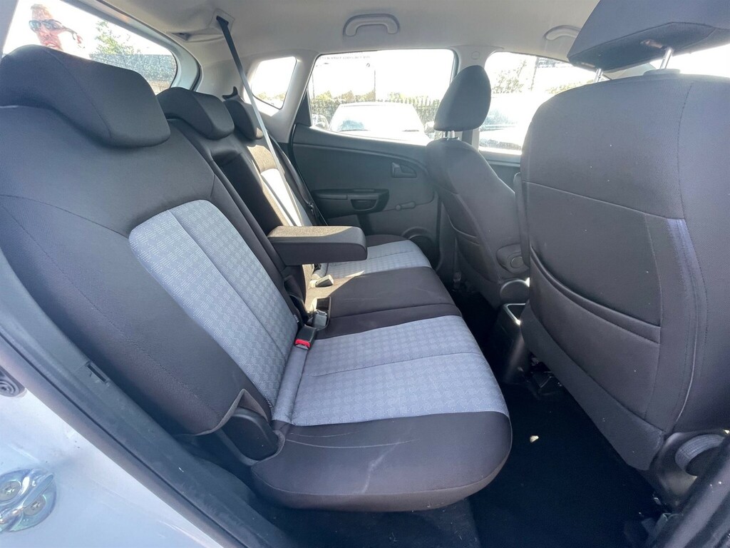 Kia Venga 1.6 3 Mpv  #13