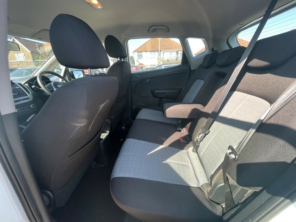 Kia Venga 1.6 3 Mpv  #17