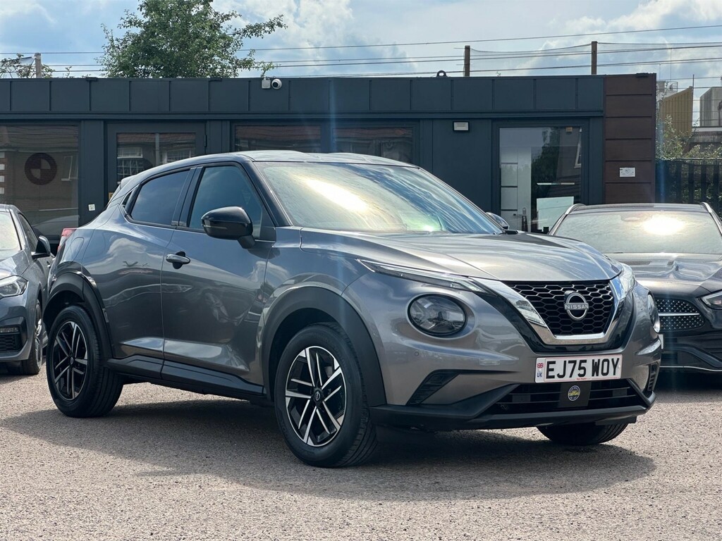 Nissan Juke 1.0 Dig-t 114 N-connecta Dct Red #1