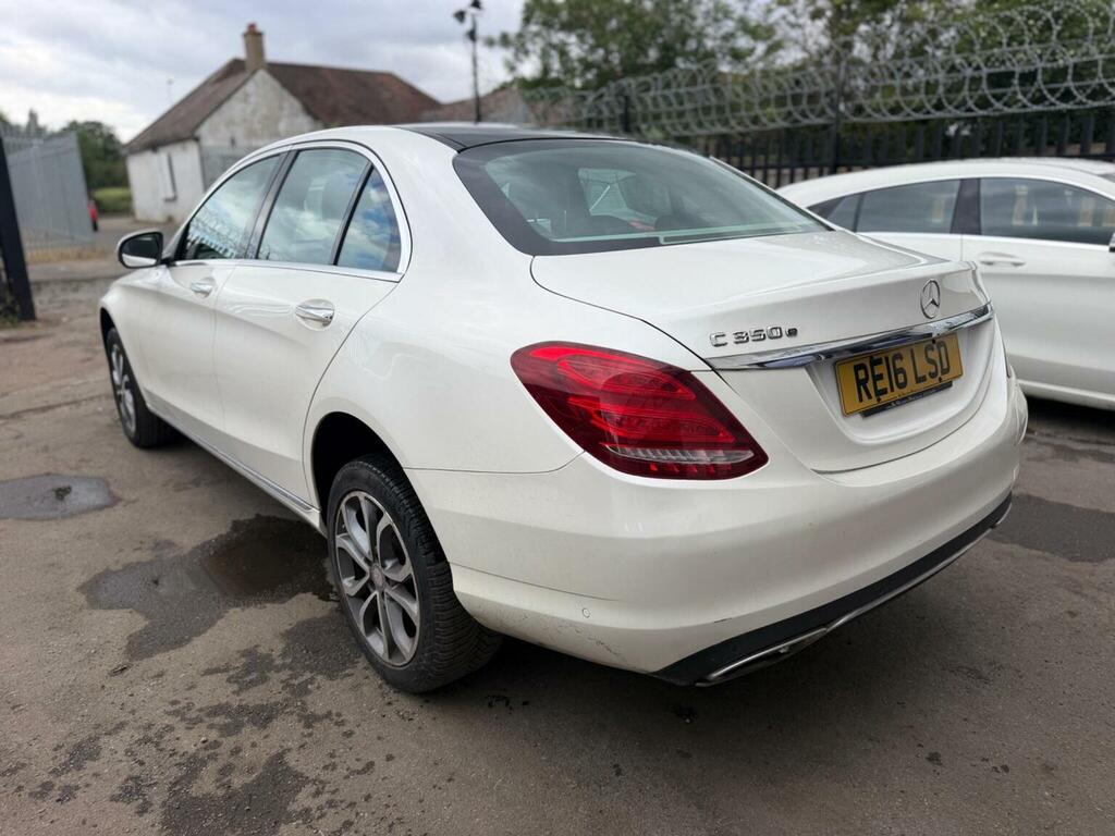 Mercedes-Benz C Class 2.0 C350e 6.4Kwh Sport Premium Plus G-tronic Eu RE16LSD White #4