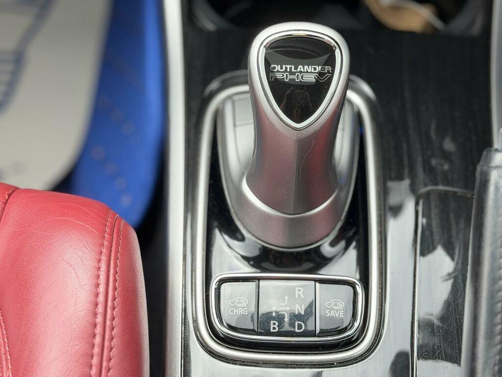 Mitsubishi Outlander 2.0 Phev Gx3h Red #13