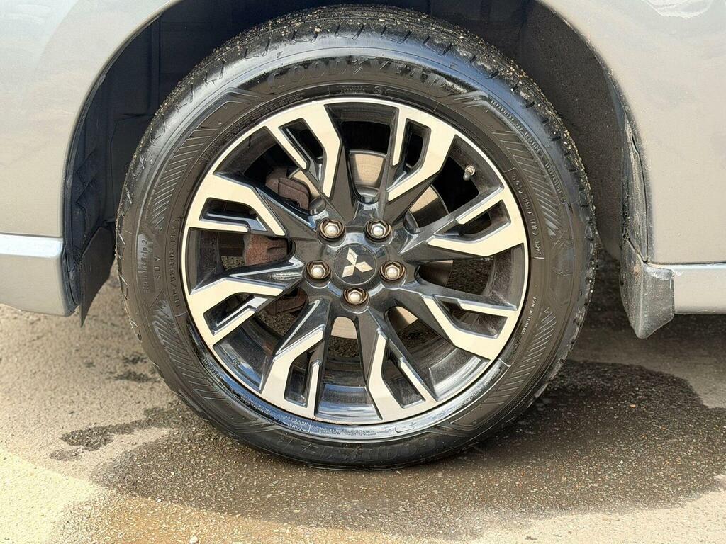 Mitsubishi Outlander 2.0 Phev Gx3h Red #32