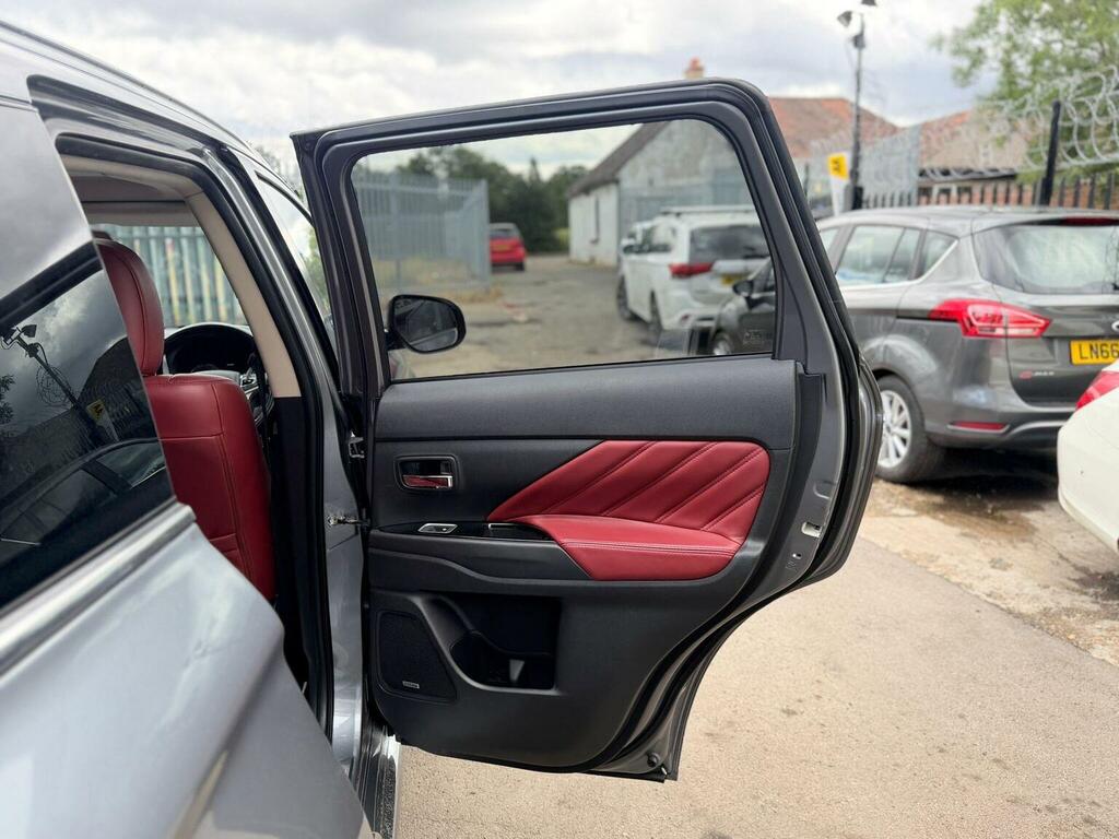 Mitsubishi Outlander 2.0 Phev Gx3h Red #27