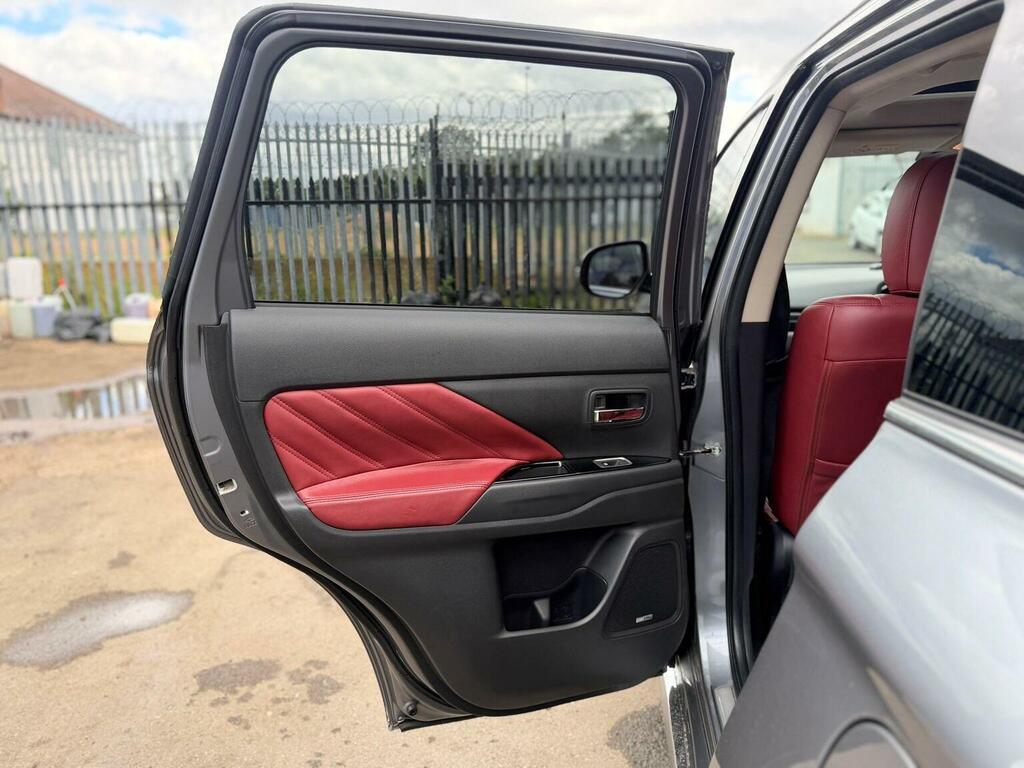 Mitsubishi Outlander 2.0 Phev Gx3h Red #28