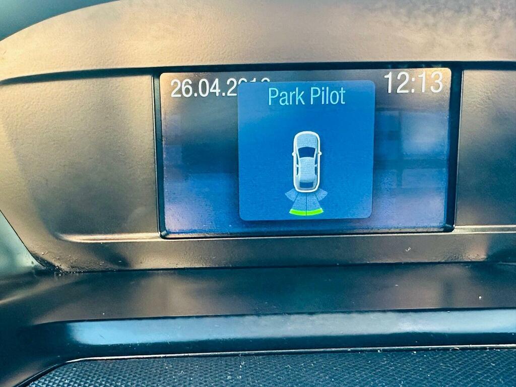 Ford Kuga Titanium Tdci White #39