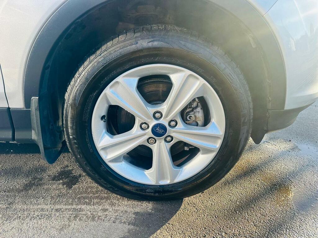 Ford Kuga Titanium Tdci White #38