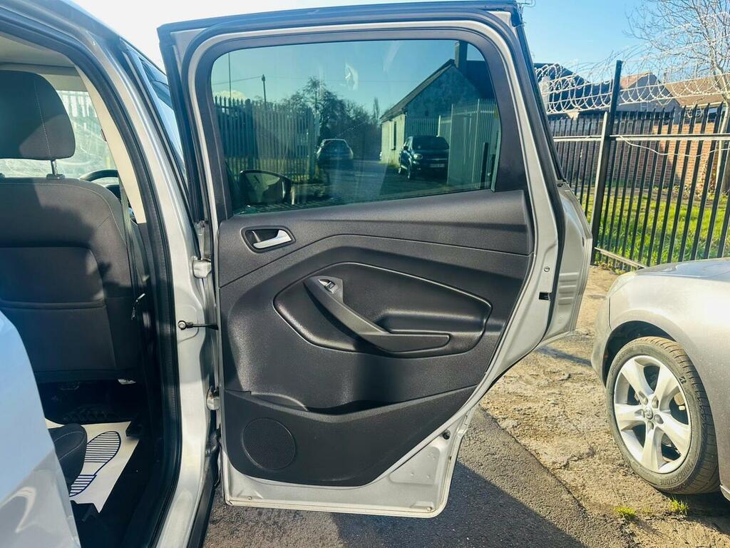 Ford Kuga Titanium Tdci White #29