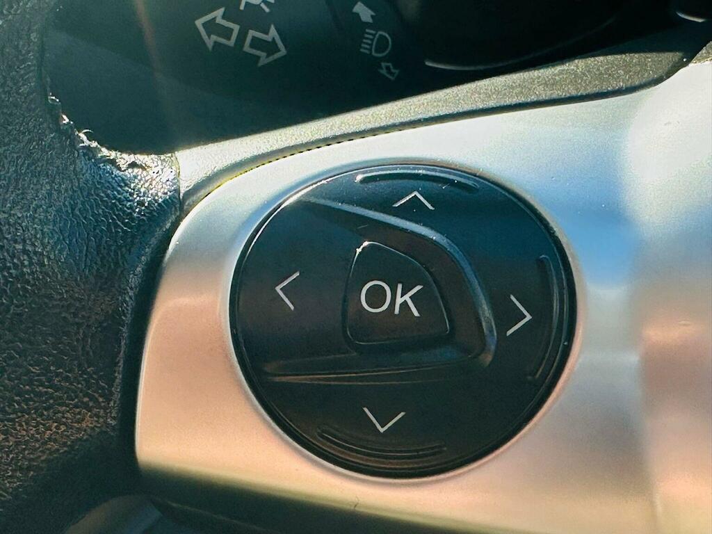 Ford Kuga Titanium Tdci White #24