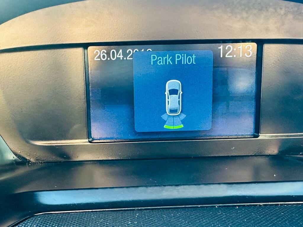 Ford Kuga Titanium Tdci White #40