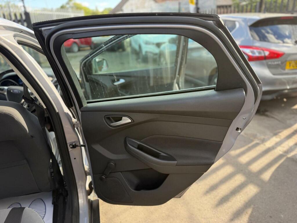 Ford Focus 1.6 Tdci Zetec U10610 White #37