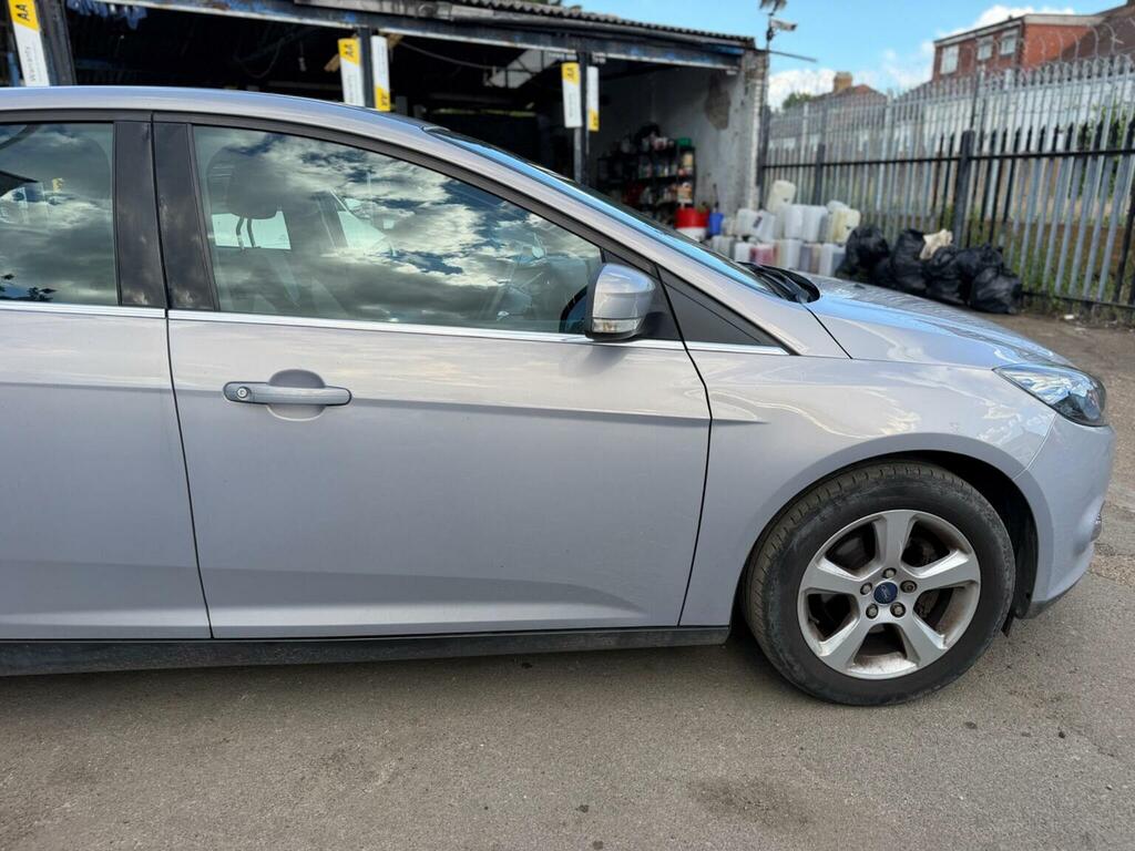 Ford Focus 1.6 Tdci Zetec U10610 White #12