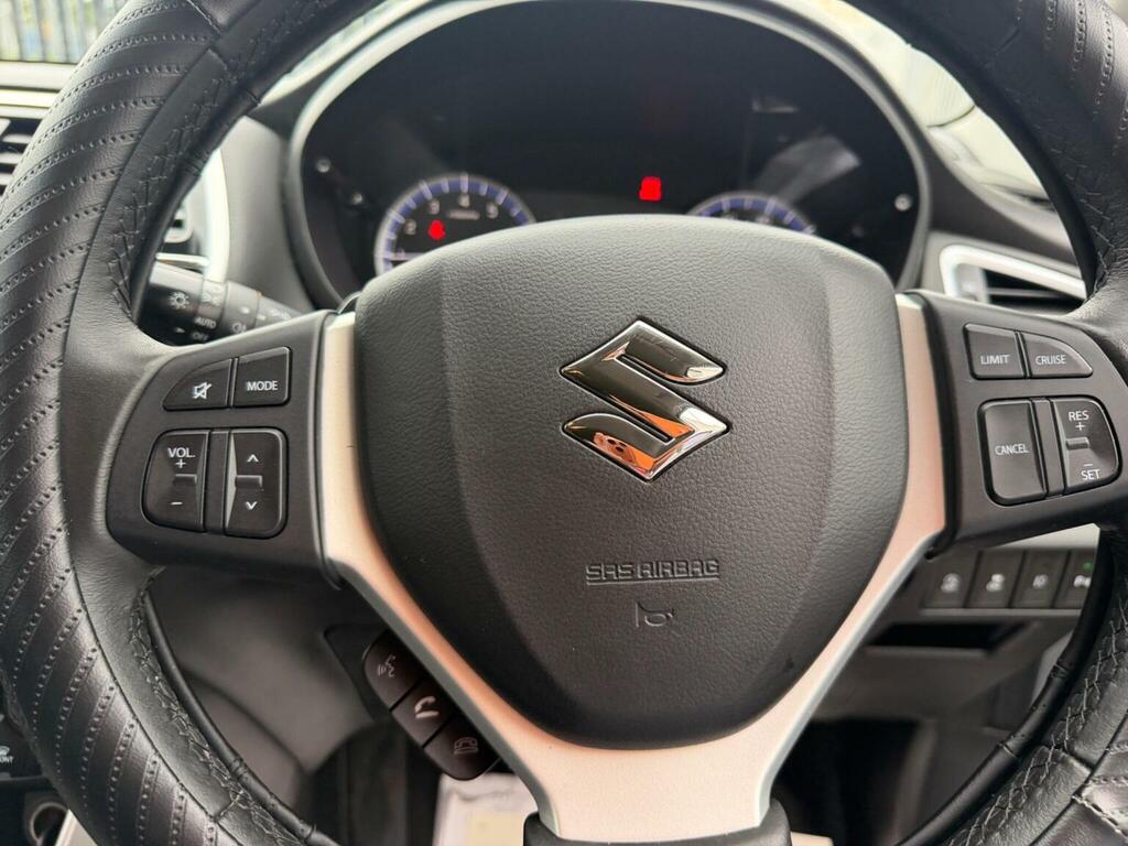 Suzuki SX4 S Cross Hatchback  #57