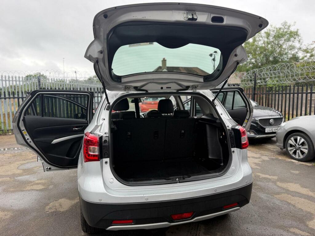 Suzuki SX4 S Cross Hatchback  #54