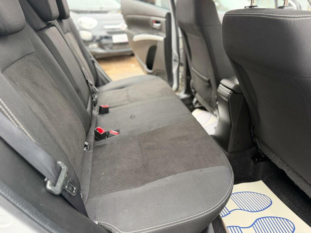 Suzuki SX4 S Cross Hatchback  #36