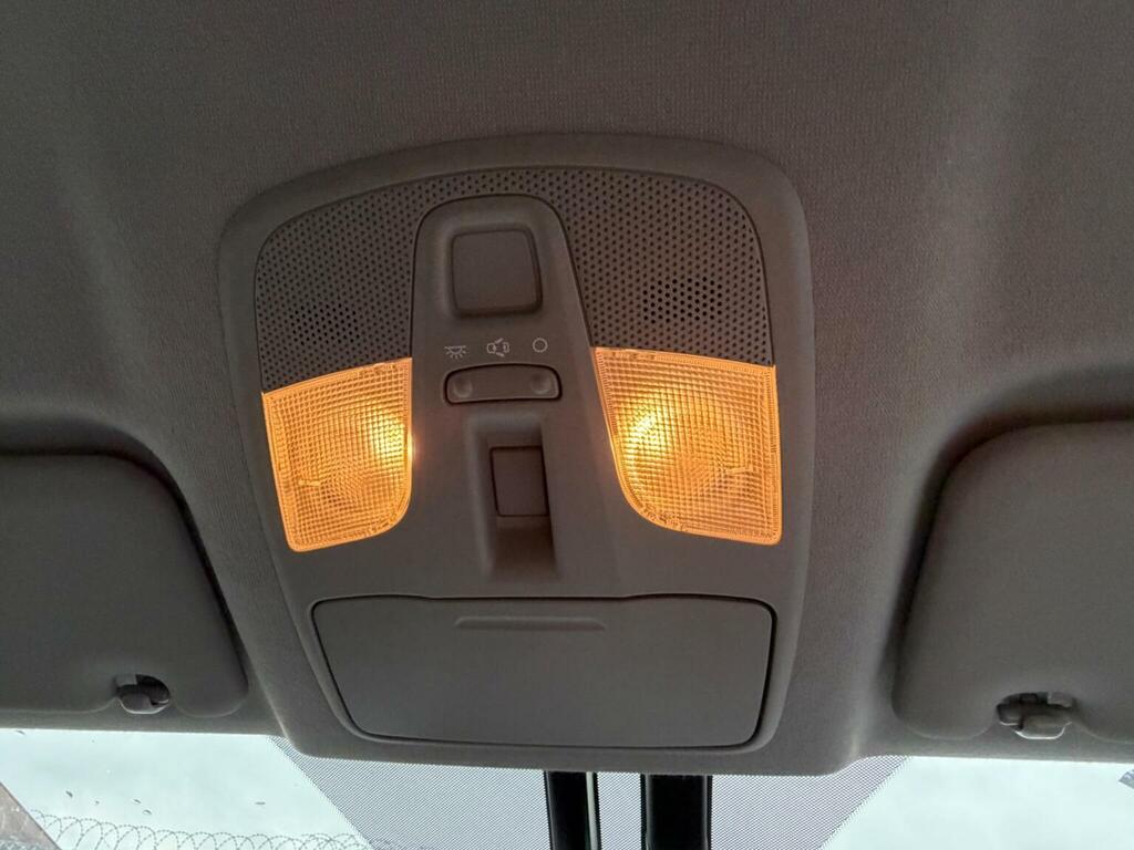 Suzuki SX4 S Cross Hatchback  #38