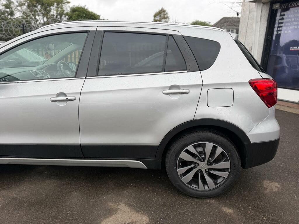 Suzuki SX4 S Cross Hatchback  #9