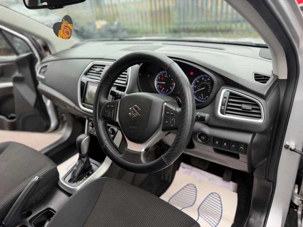Suzuki SX4 S Cross Hatchback  #62