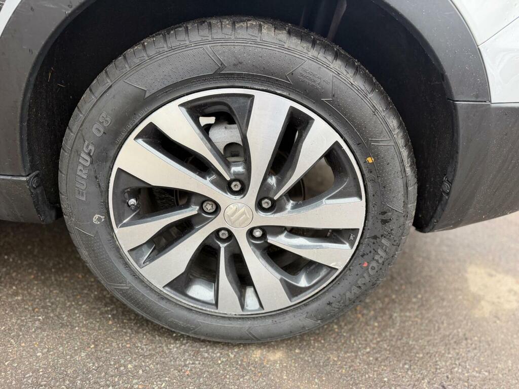 Suzuki SX4 S Cross Hatchback  #46