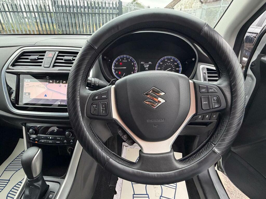 Suzuki SX4 S Cross Hatchback  #55