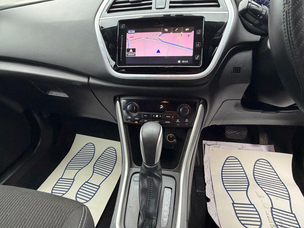Suzuki SX4 S Cross Hatchback  #48