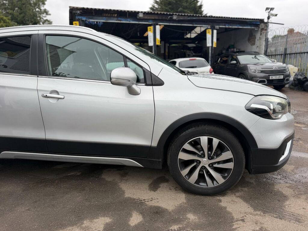 Suzuki SX4 S Cross Hatchback  #13