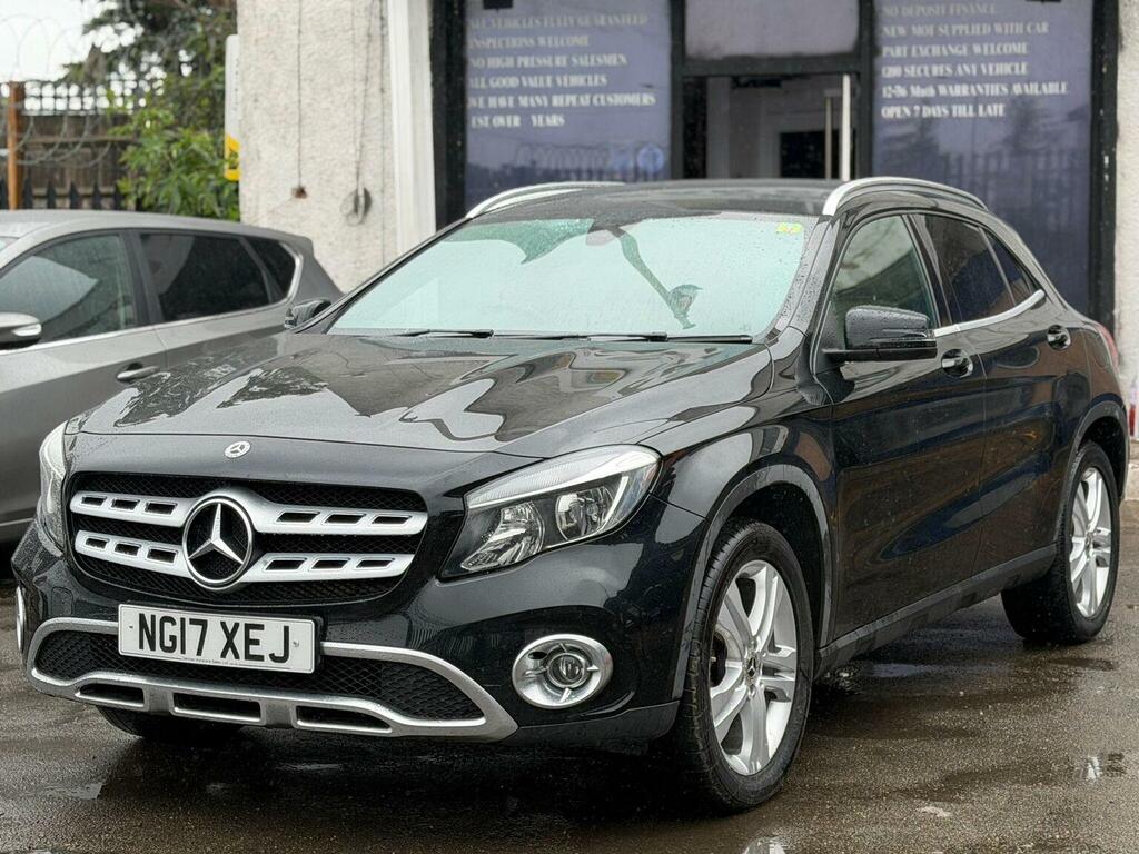 Mercedes-Benz GLA Class 1.6 Gla200 Sport 7G-dct Euro 6 Ss Black #3