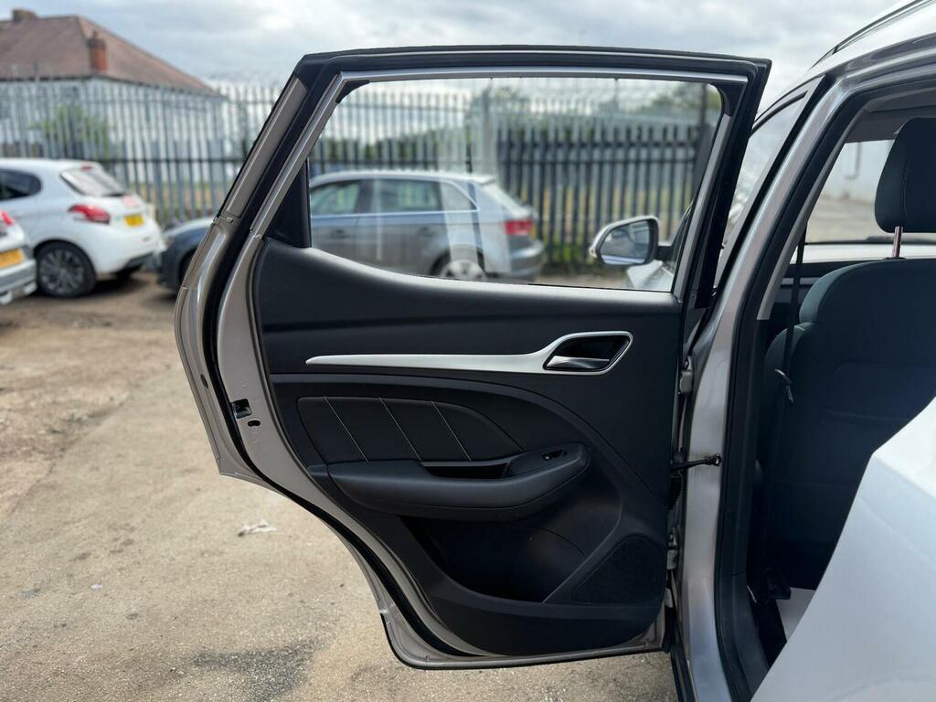MG ZS Zs Exclusive T Red #34