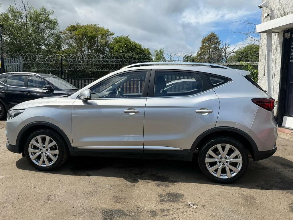 MG ZS Zs Exclusive T Red #7