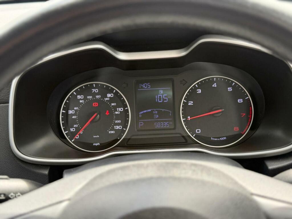 MG ZS Zs Exclusive T Red #43
