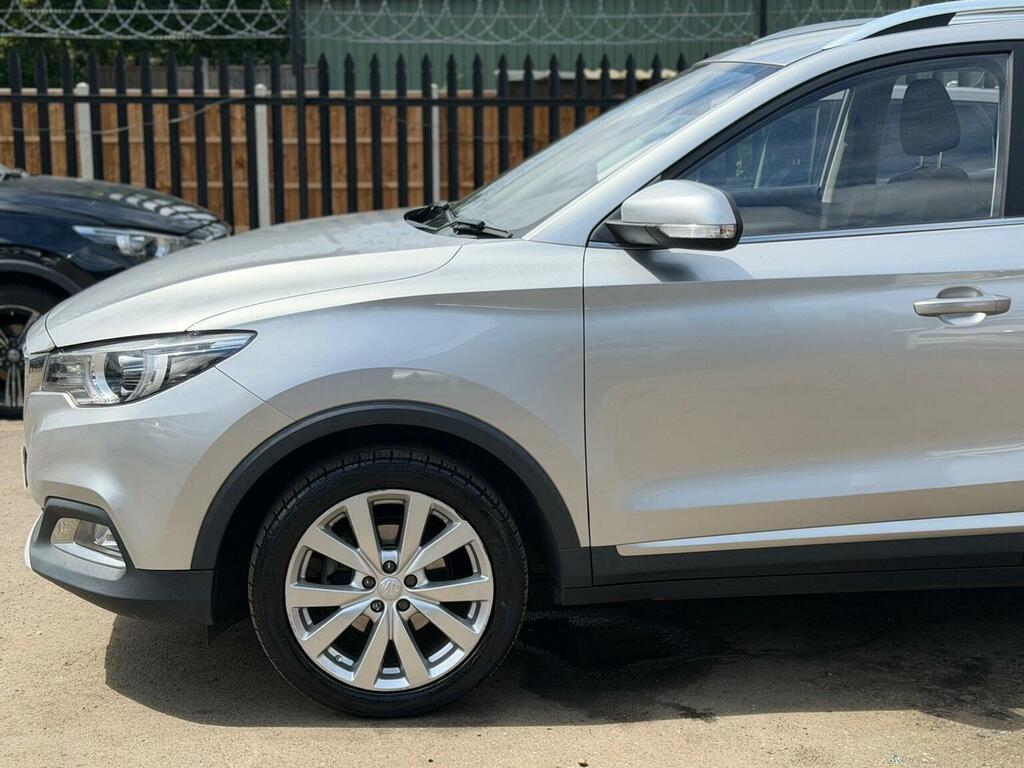 MG ZS Zs Exclusive T Red #36