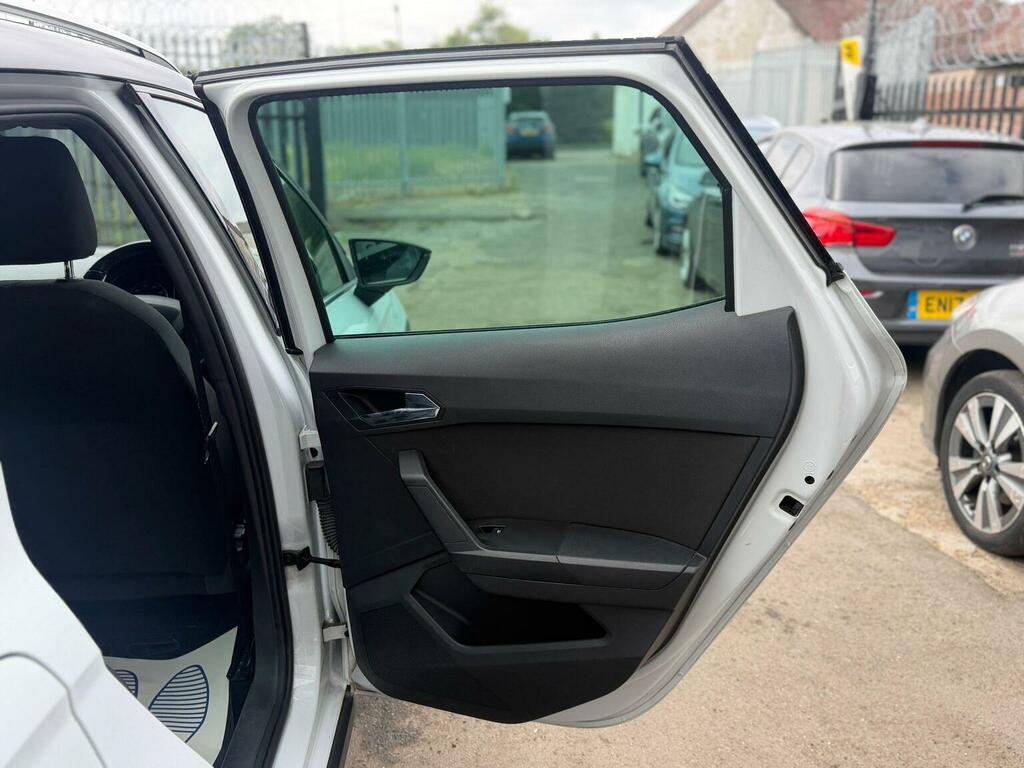 Seat Arona 1.6 Tdi 115Ps Se Technology Lux Suv Red #31