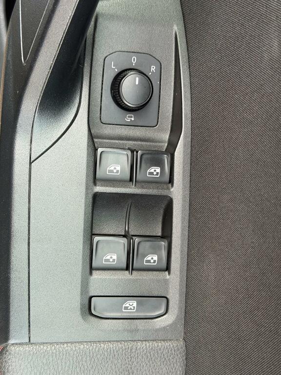 Seat Arona 1.6 Tdi 115Ps Se Technology Lux Suv Red #24