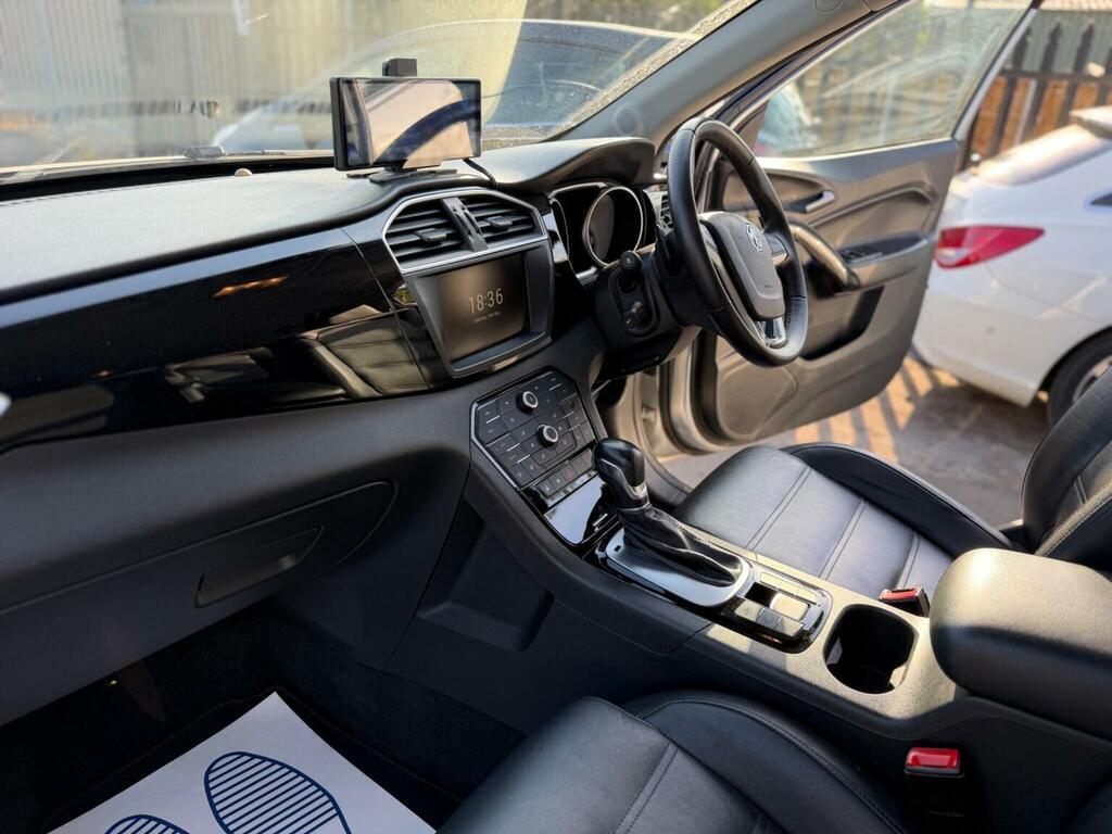 MG GS 1.5L 1.5 Tgi Excite Euro 6 Ss Black #31