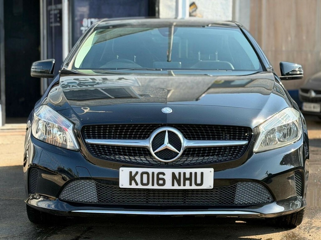 Mercedes-Benz A Class 1.6 A180 Sport 7G-dct Euro 6 Ss Black #5